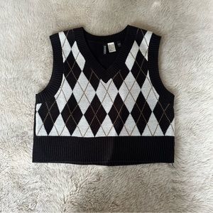 H&M Cropped Sweater Vest